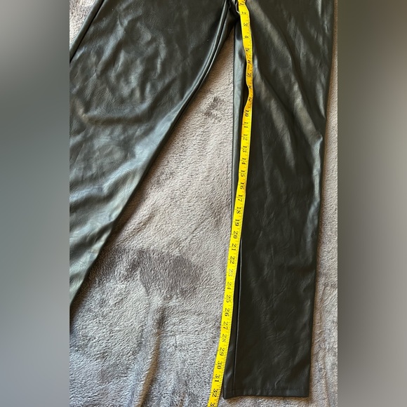 Wide leg faux leather pants, high rise - Picture 7 of 7